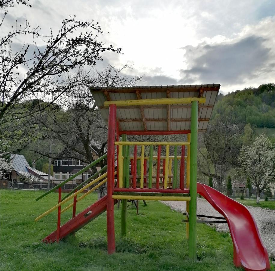 Voinescu House - Natural Living & Eating Șimon Dış mekan fotoğraf