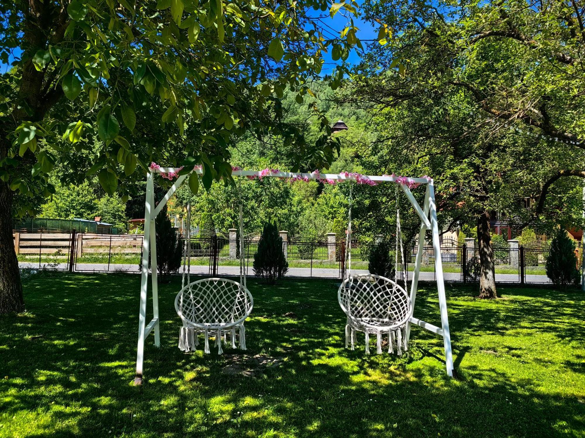 Voinescu House - Natural Living & Eating Șimon Dış mekan fotoğraf